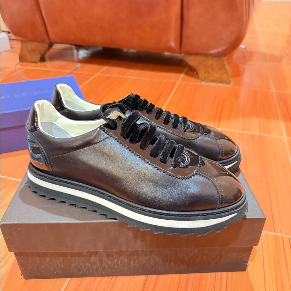 Doucal's Black Patent Leather Women's Loafers